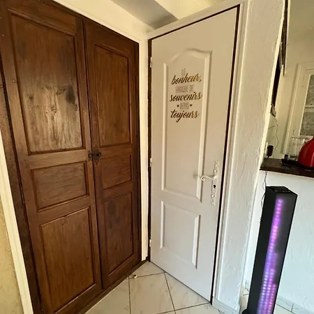 Chez Kay Διαμέρισμα