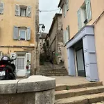 Chez Kay